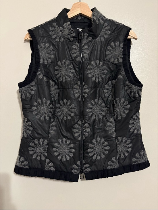 W by Worth Jackets & Blazers - W by Worth black wool blend  vest size 14